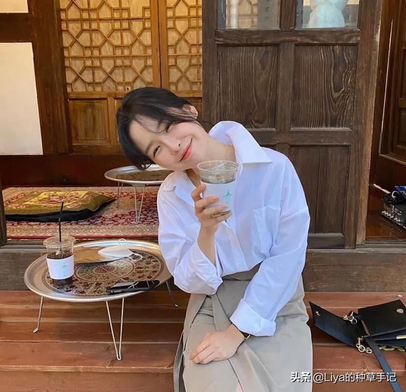 女人爱买衣服是不是一种病,爱买衣服爱打扮的女人