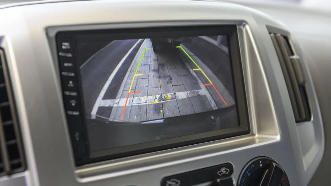 二手日产NV200:有范儿又能干!全能型JDM“厢式货车”