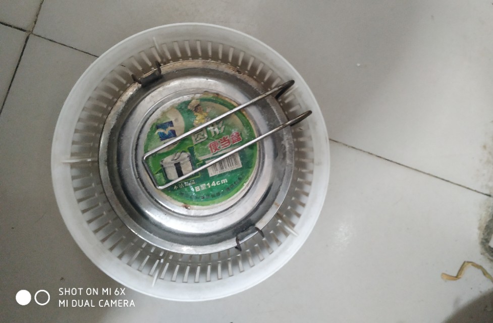 拖把桶改造钓鱼神器,废旧塑料桶改拖把池