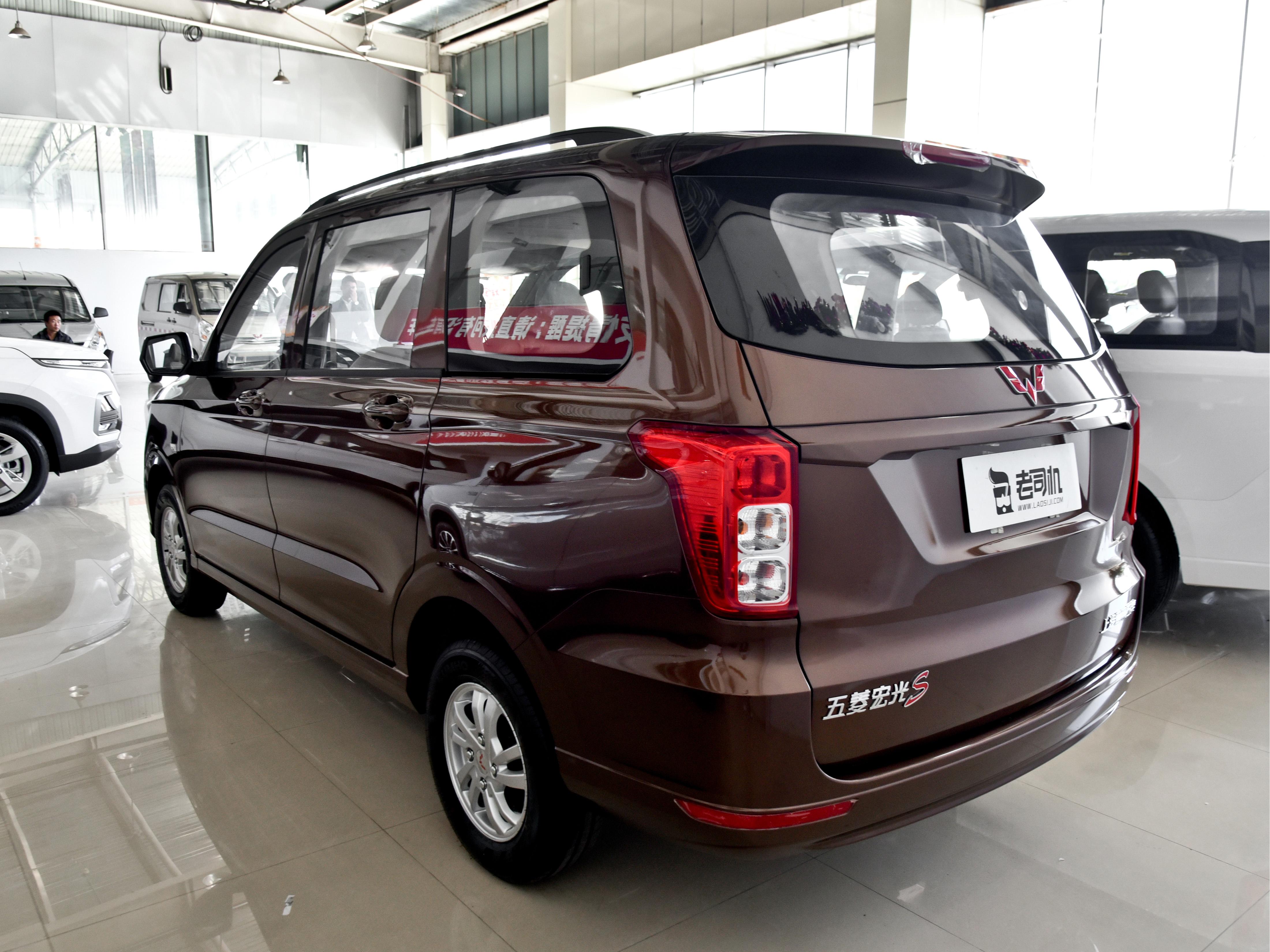 空间油耗兼顾家用车,五菱宏光mini养护费用