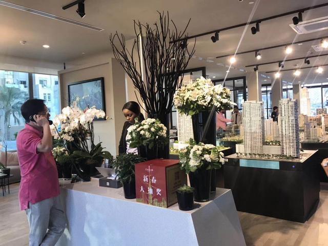 迪拜价值上亿的豪宅,迪拜300平米别墅