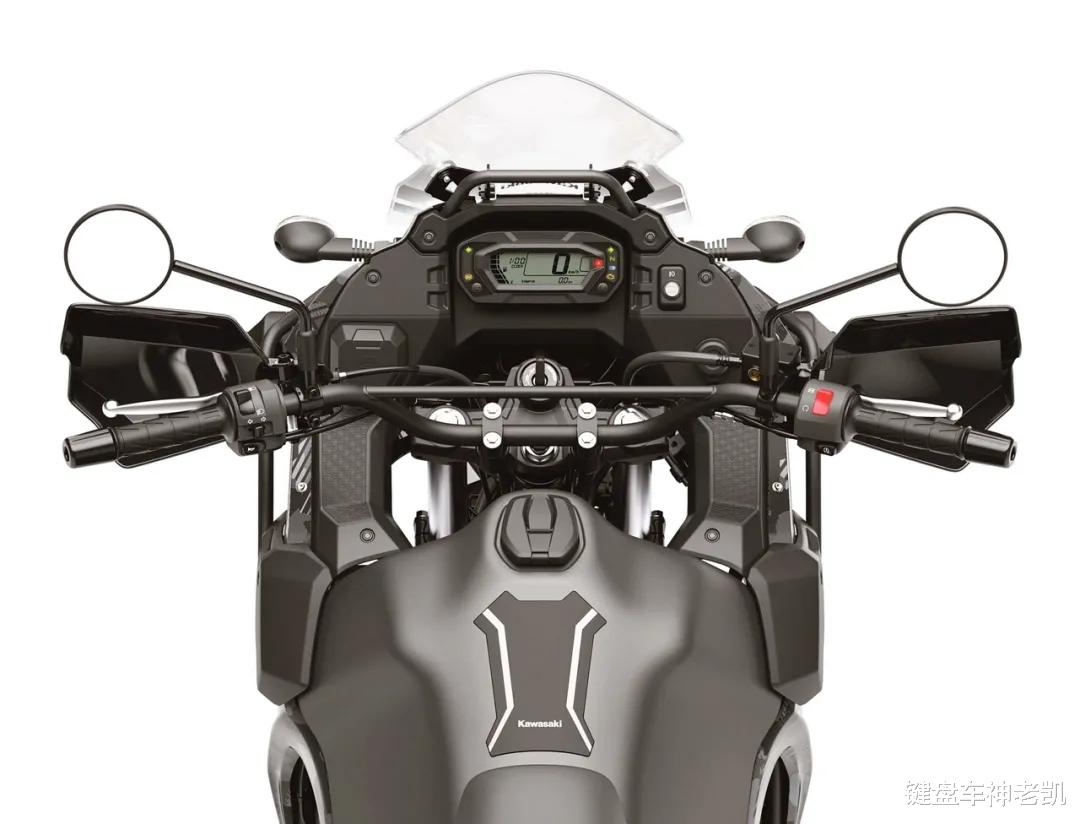 川崎发布2022款KLR650,“异兽不够硬”的欠缺得到弥补