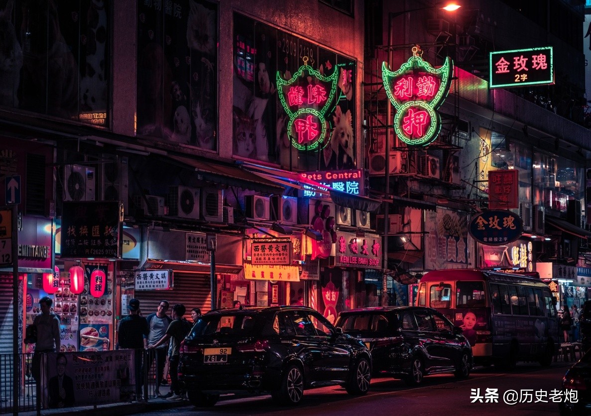 香港的黑社会“敢打敢杀”,为什么回归后都不见了，看完敬佩不已