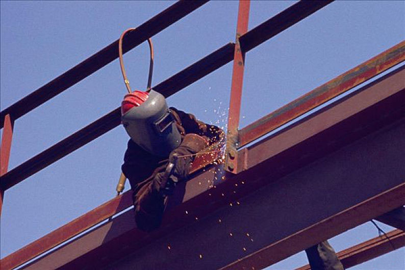 先考焊工操作证还是考焊工等级证,没有焊工等级证能考焊工操作证吗