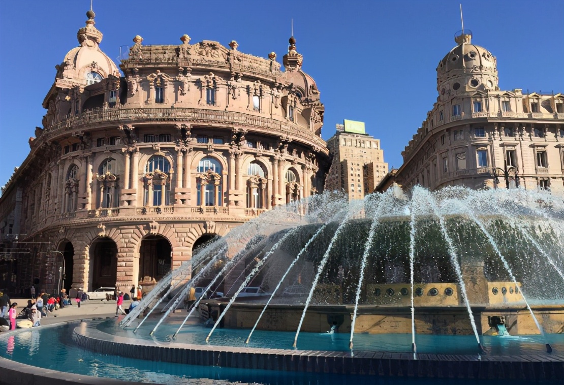 意大利著名港口有哪些,热那亚港是意大利第几大港
