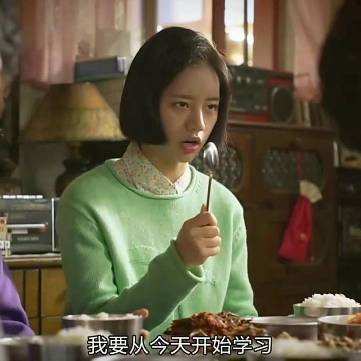 高中生一个月多少生活费比较合理,高中生一个月的生活费该多少