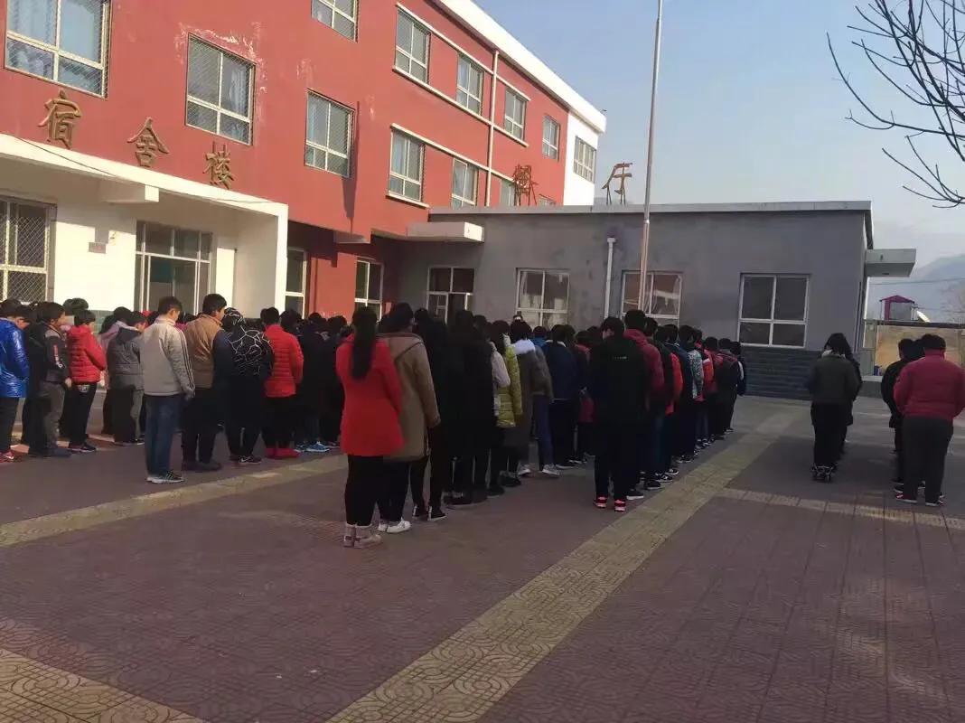 哪些小学生适合寄宿制,小学生适合寄宿吗