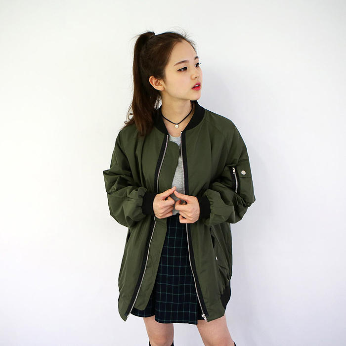 学生*党**想要美爆春天，怎能不穿棒球服？