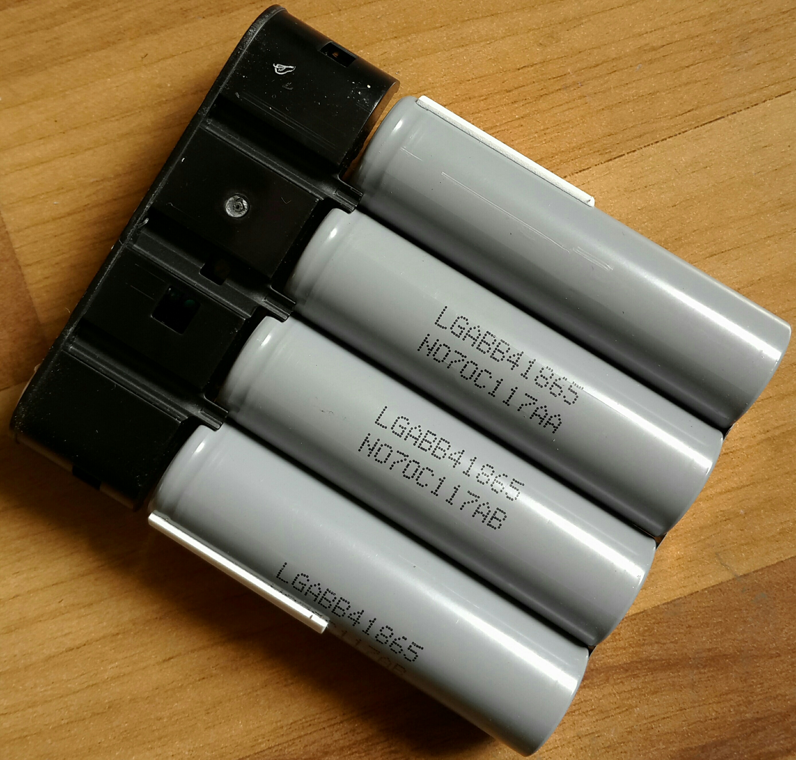 小米首款产品,小米第一款未来科技手机