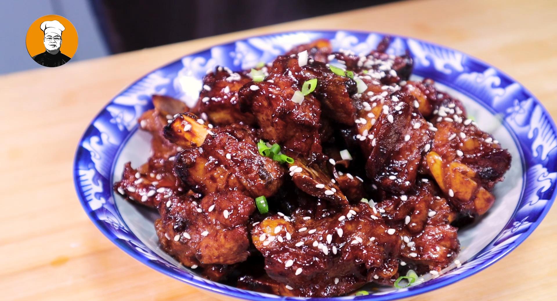 排骨不红烧了教你老一辈秘制做法,排骨怎么红烧不柴好吃鲜嫩