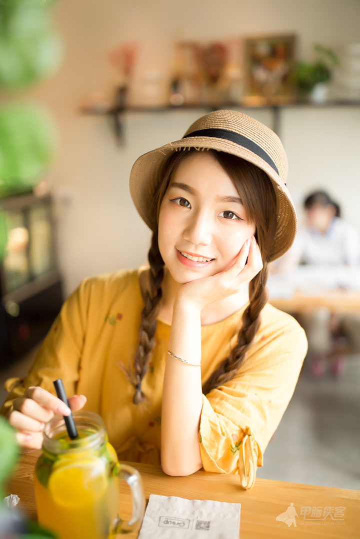 拍美女的摄影师视频,拍美女照片的摄影师