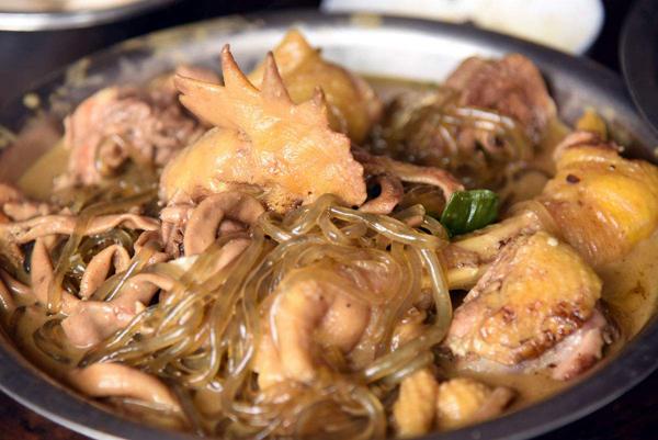 食材分享|渐渐消失的美味,野味十足的河庄大骨鸡,壮而不肥