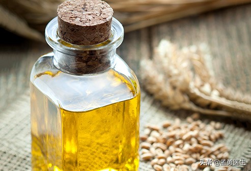 维生素e软胶囊药用和保健区别,维生素e怎么用食物补充