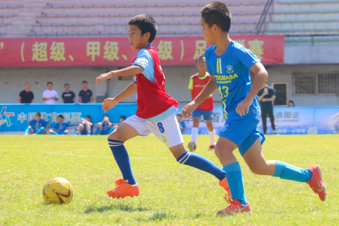 当中山、日本足球青训“激情相遇”，你更支持谁？