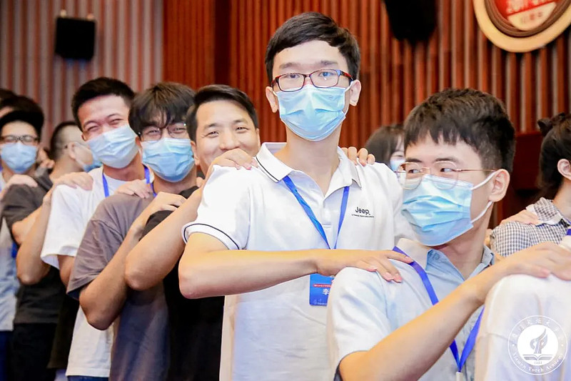 “咱们总裁班见！”职场小萌新的火炬大学堂初体验