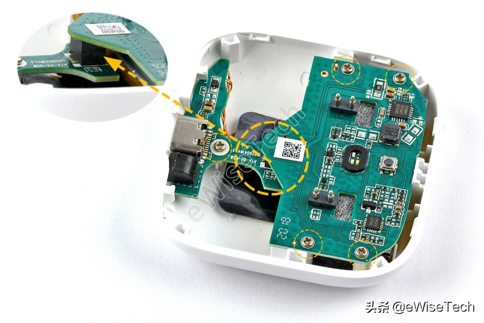 据说有OPPOW51耳机有三个麦克风，它们都是干嘛用的？