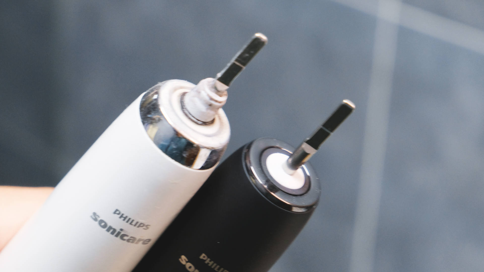 种植牙推荐电动牙刷,根据自己的牙选择电动牙刷