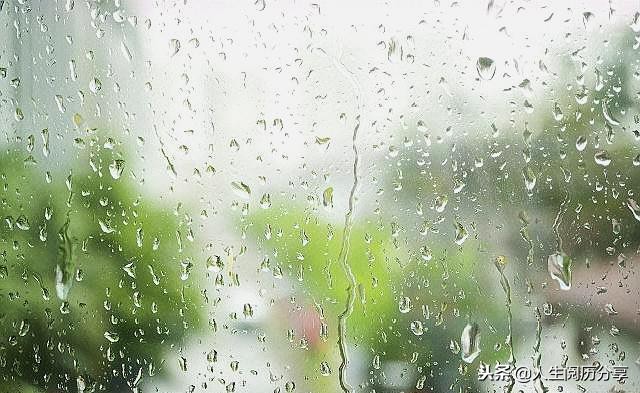 美睫完成发朋友圈吸引人的说说,女人正能量发圈吸引人的短句说说