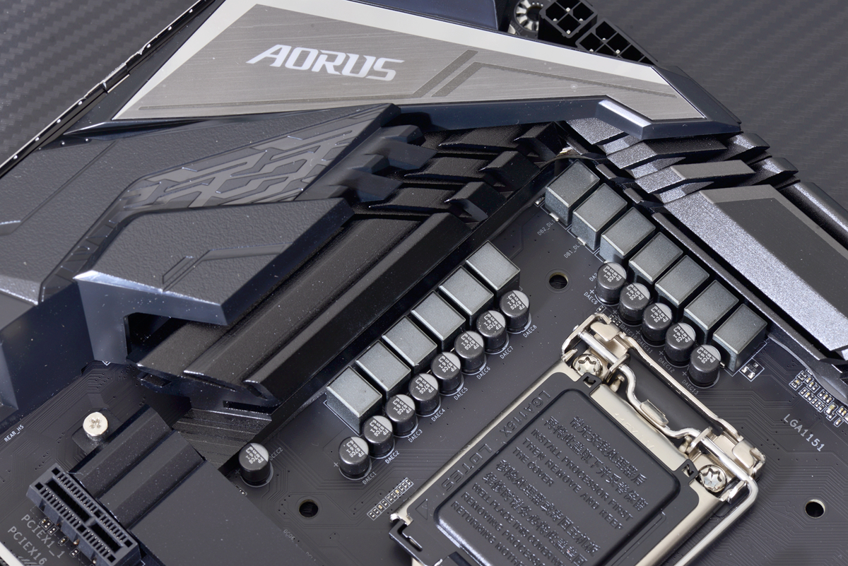 性能、稳定、游戏、视频全要，九代i9配十代旗舰卡可战五年