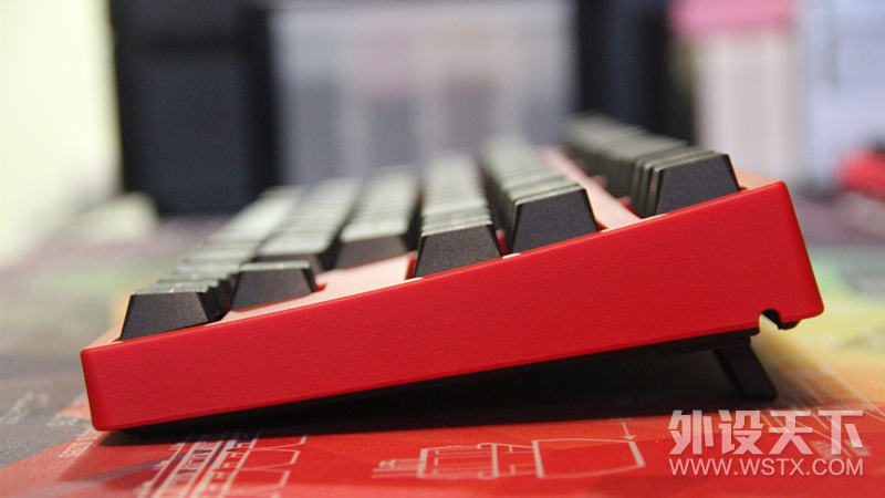 利奥波德:许你粉黛红霞醉梦人家