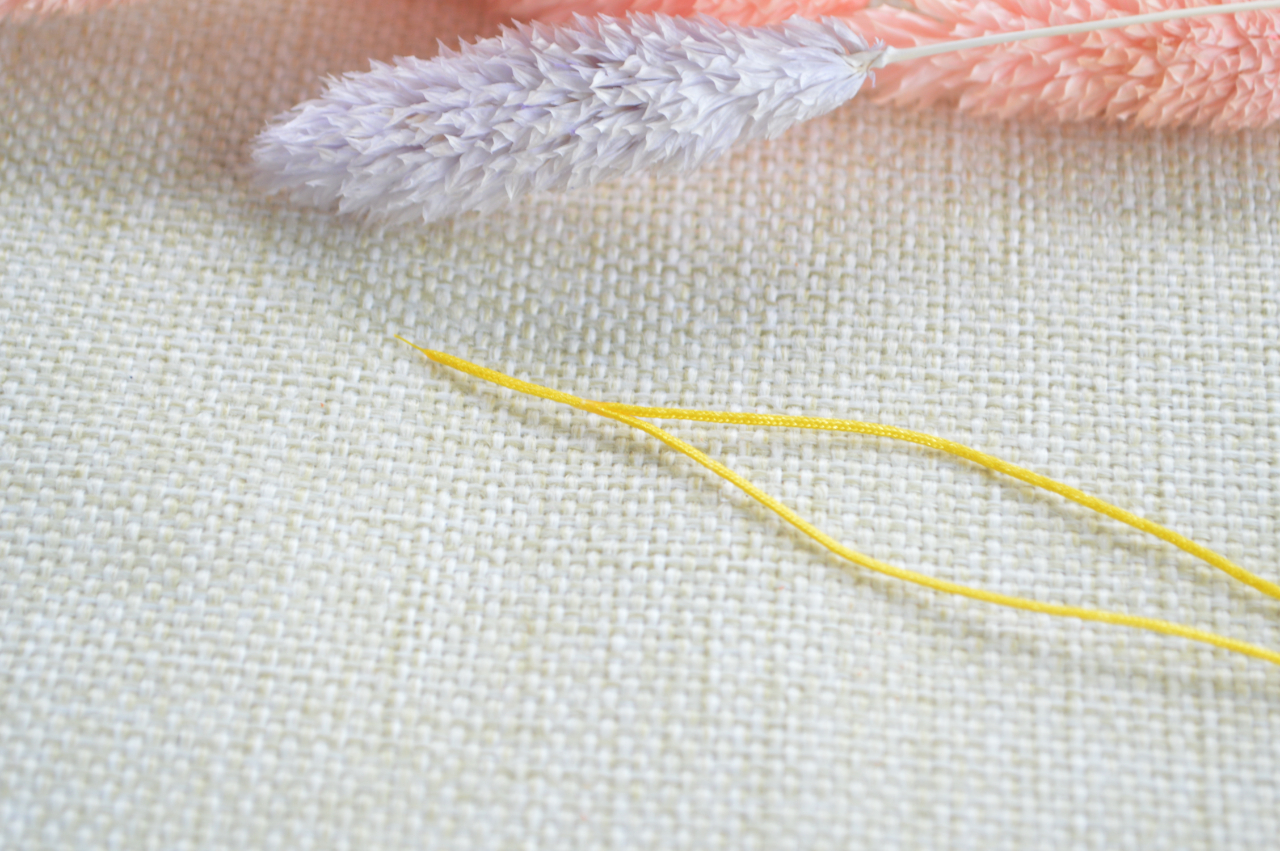 教大家编织一款手机链,手机链编织教程简单好看