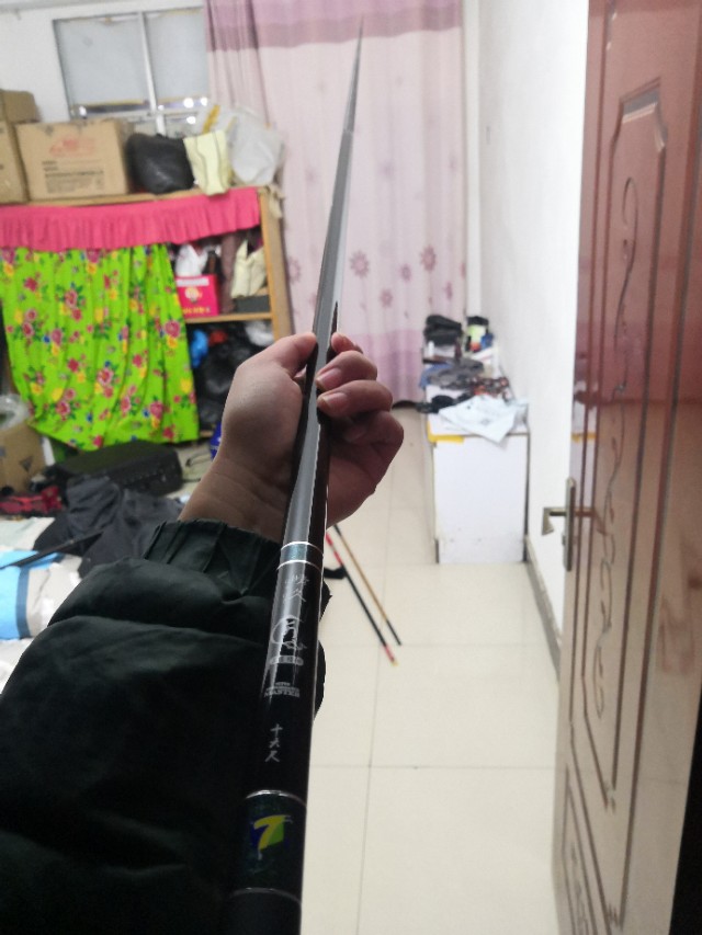 钓友入门竿子,钓鱼竿子新手野钓