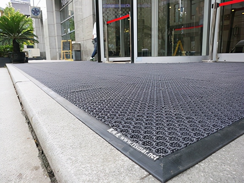 地垫清洁一步到位,怎样清洗地垫又快又干净