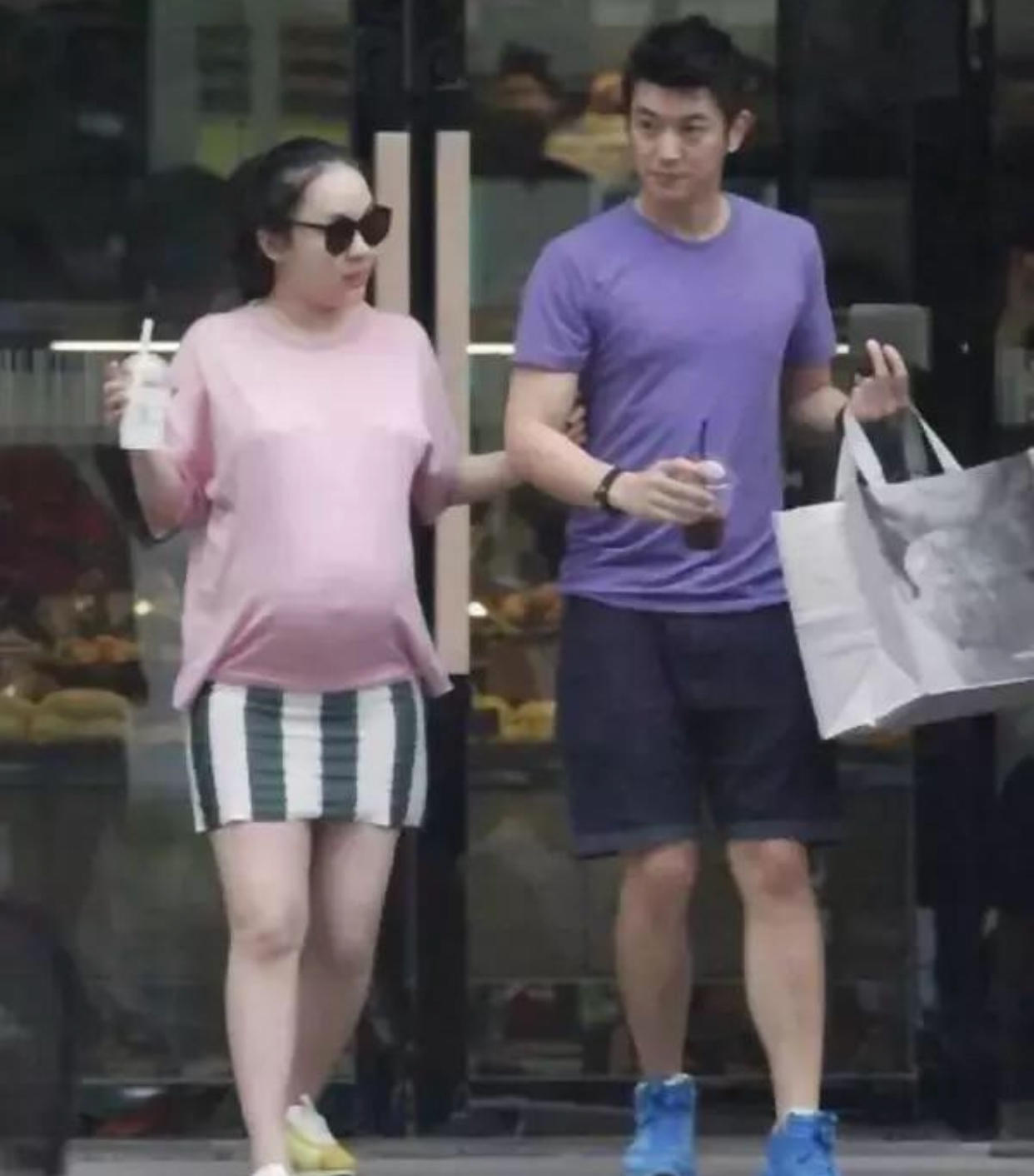 霍思燕怀孕胖到170斤照片,明星怀孕都胖了多少斤