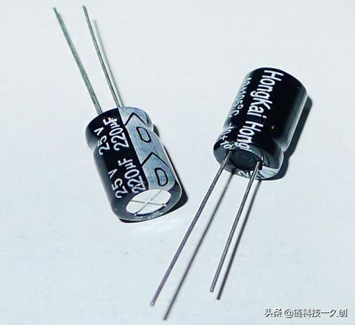 鐐數鏋佽秴绾х數瀹瑰櫒,瓒呯骇鐢靛鍣ㄦ椿鎬х偔鐢垫瀬鎬ц兘