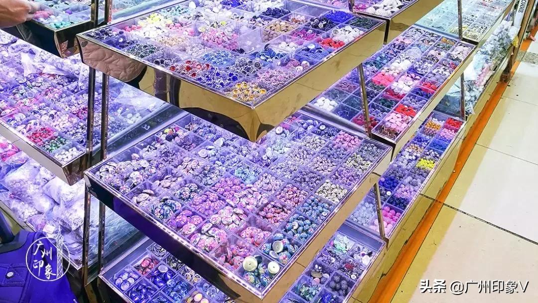 老板开1万底薪,老板开3000的工资干5000的活