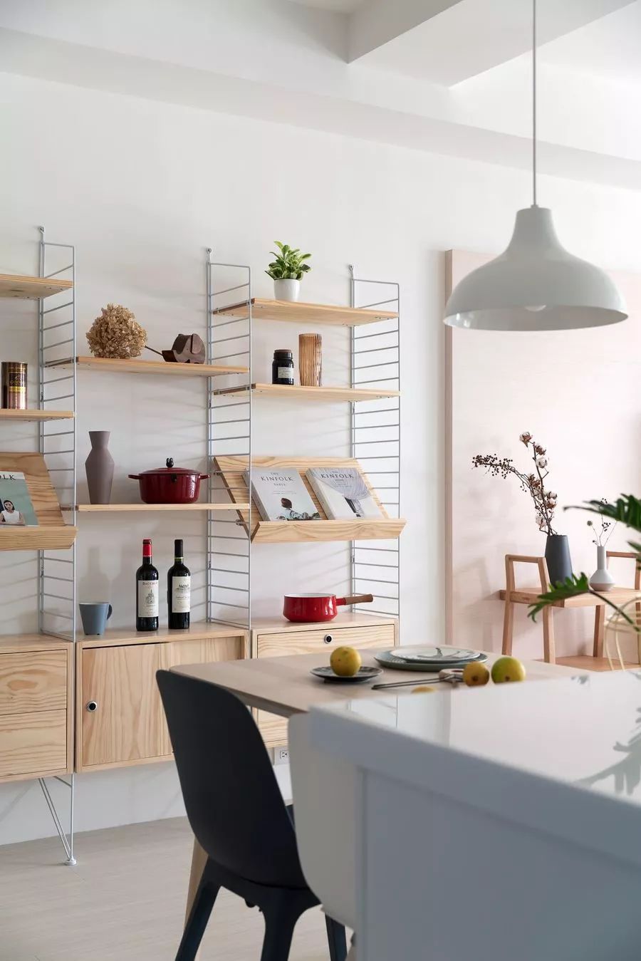 案例欣赏|89㎡北欧风三居，玻璃窗隔出明亮书房