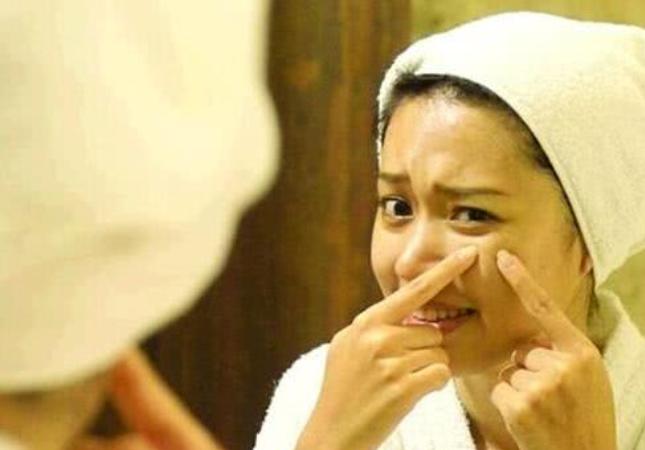 毛孔粗大应该涂什么可以隐藏,毛孔粗大要去除角栓吗