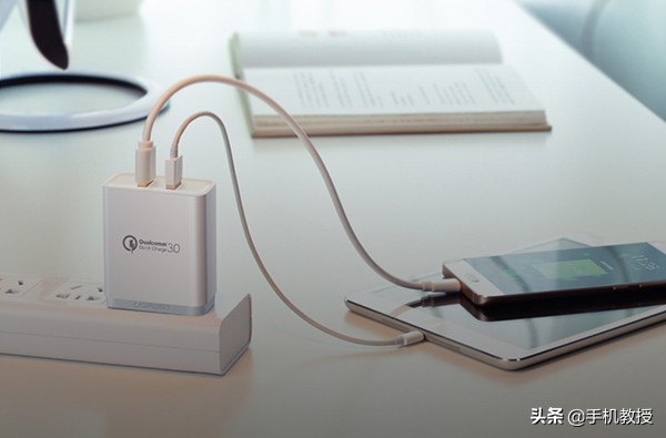 千万别乱用手机充电器导致不耐用,不同牌子的充电器能给手机充电吗