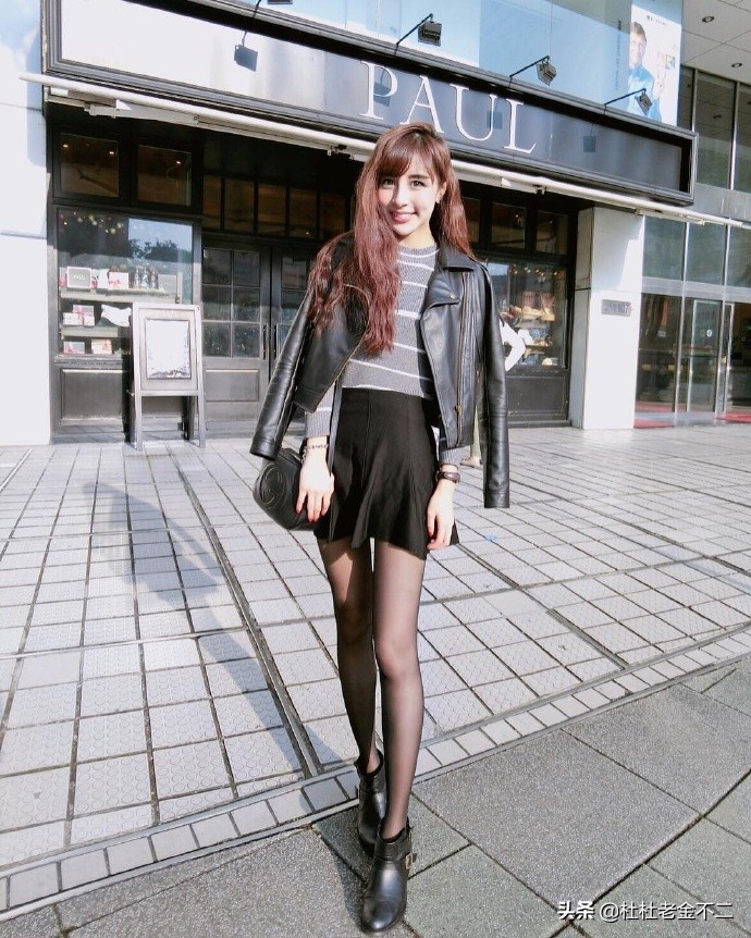 虎航美女空姐瑞塔儿，这腿很玩年