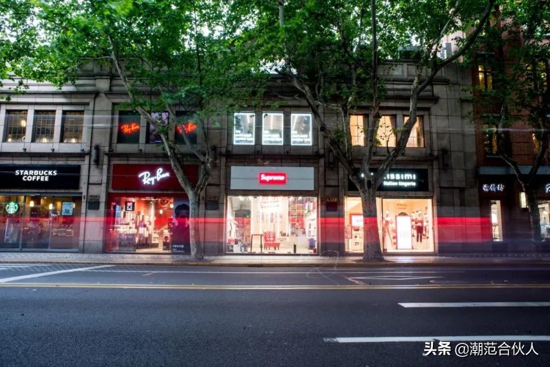 supreme冒牌品牌,假的supreme一眼能看出来吗