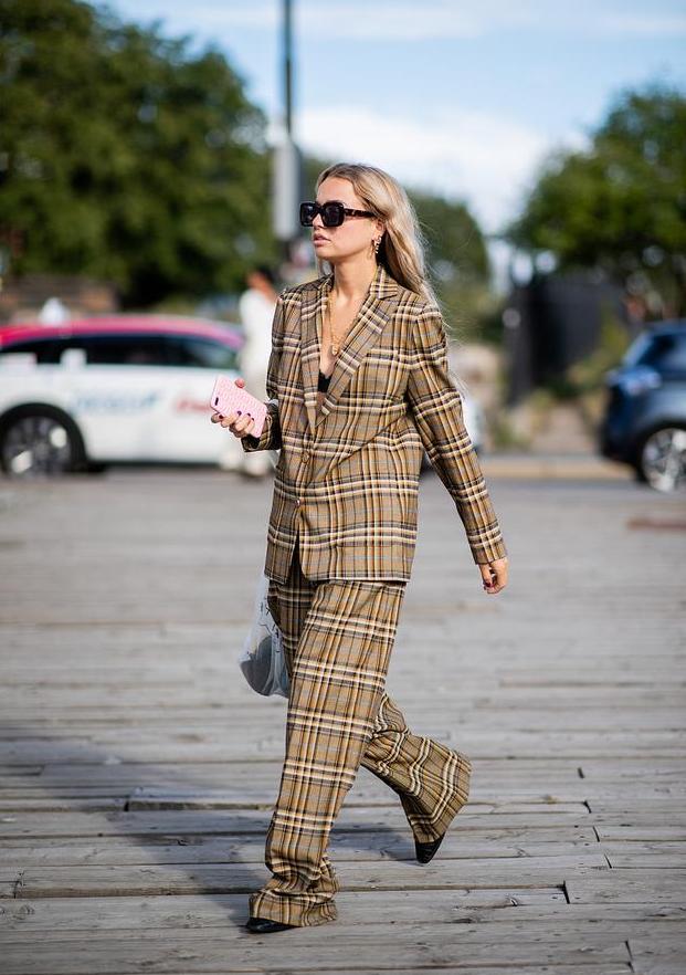 赵薇英伦风,复古英伦风中性高级感穿搭