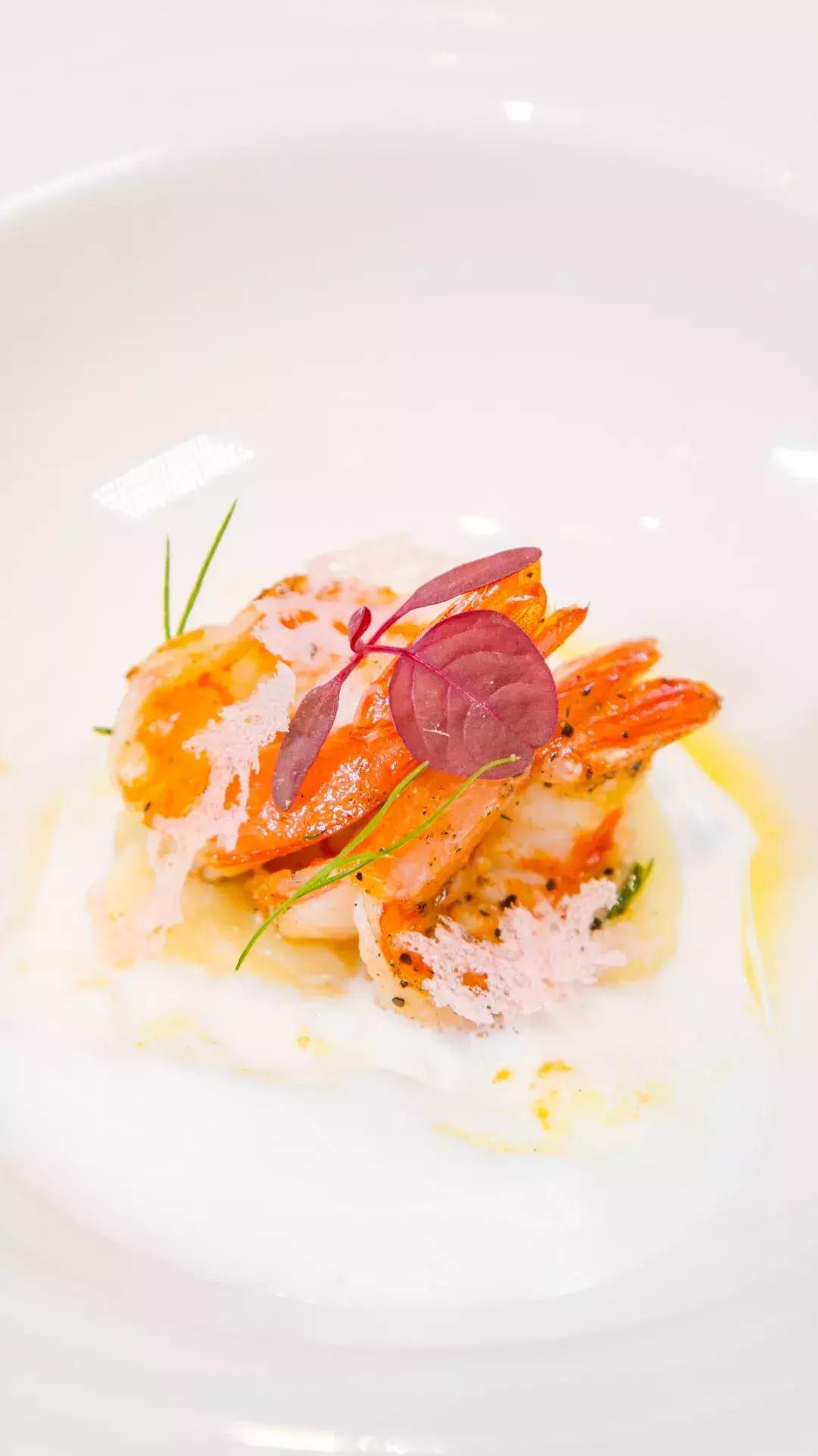 西餐界的“Chanel”!异国风味,带你见识超敢玩的食物实验所