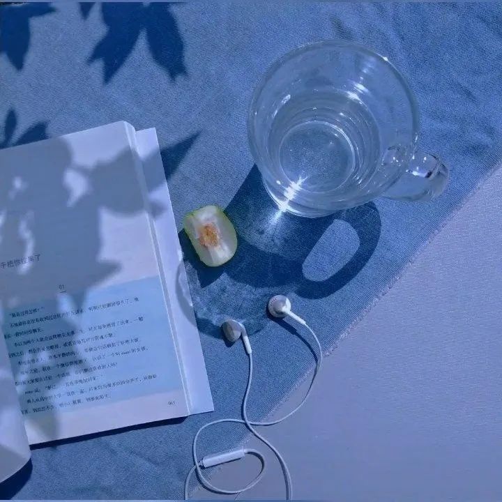 适合抖音文案的句子,适合寒假发到朋友圈的文案句子