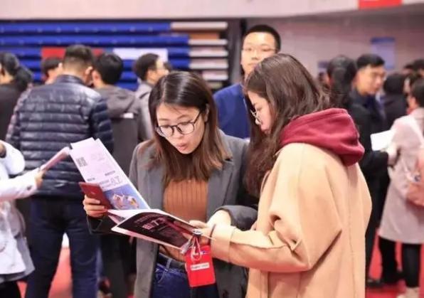 理科女生高薪专业,女生未来就业前景好薪酬高的专业