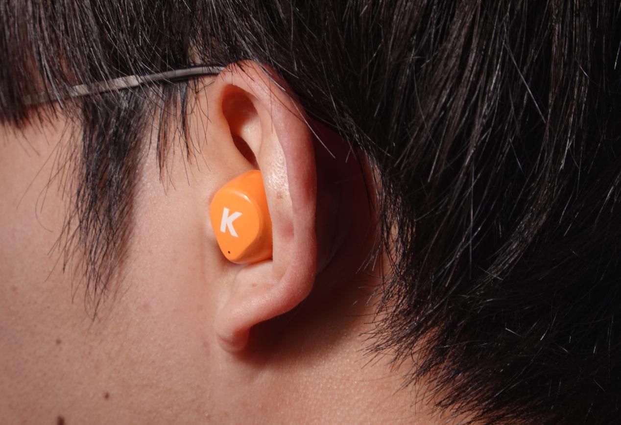 颜控听歌装备怎么选？看过酷狗彩虹糖耳机就懂了