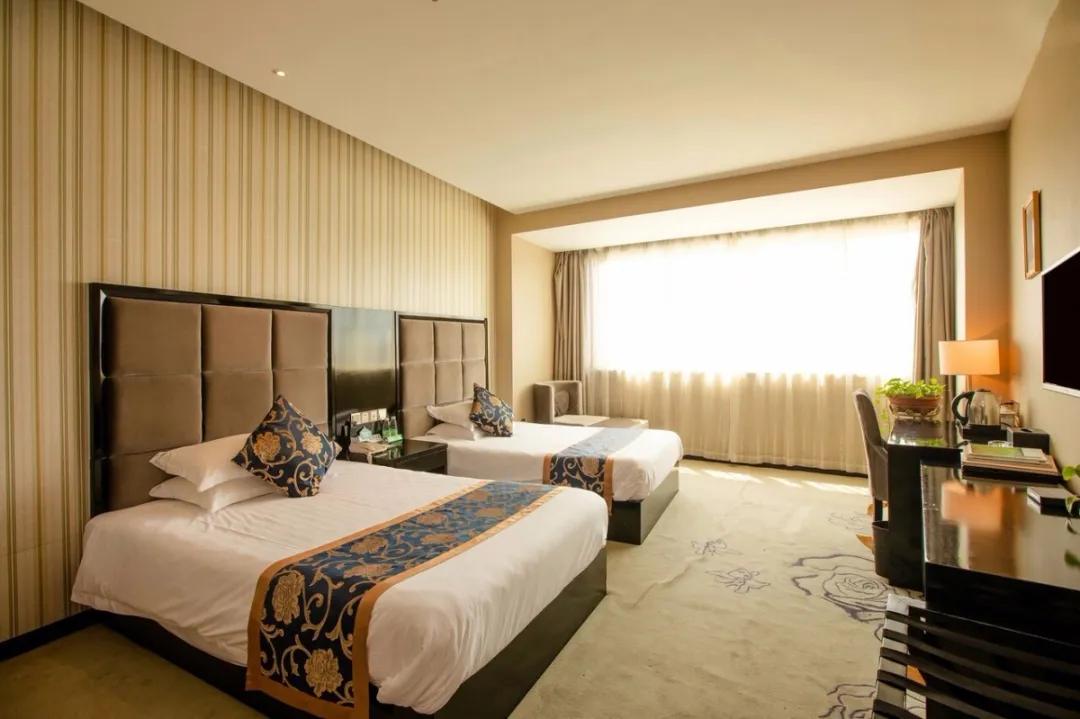 最美白衣战士,最美的白衣战士完整版