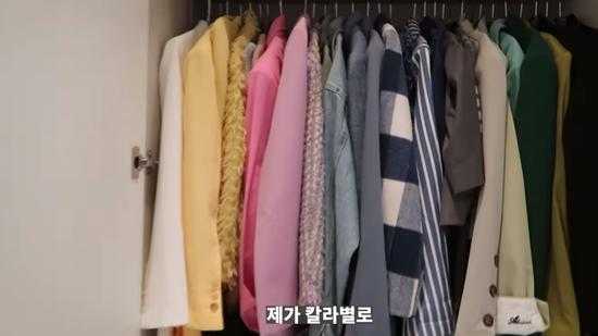 韩国美女晒独居公寓引11万人围观衣帽间全是名牌