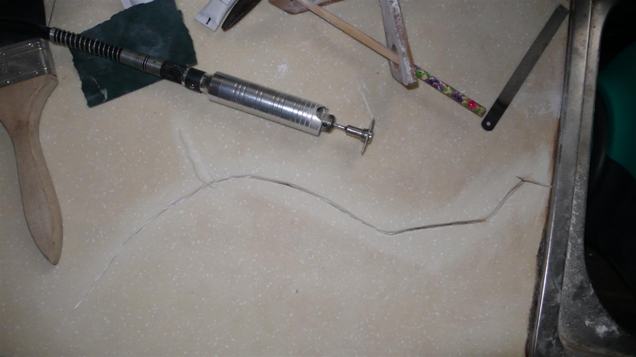 橱柜大理石台面裂缝修补,橱柜大理石台面裂了还能使用吗