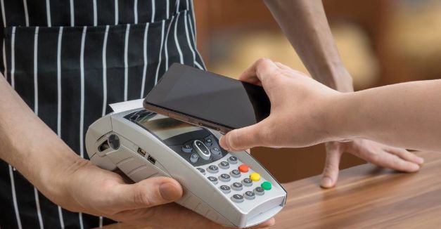 “POS界一哥”*款贷**生意：9月放款4亿，三季度利息收入同比增500%