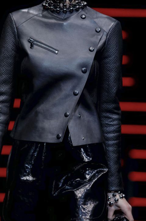 MaxMara男士穿搭,maxmara黑色西装外套怎么搭