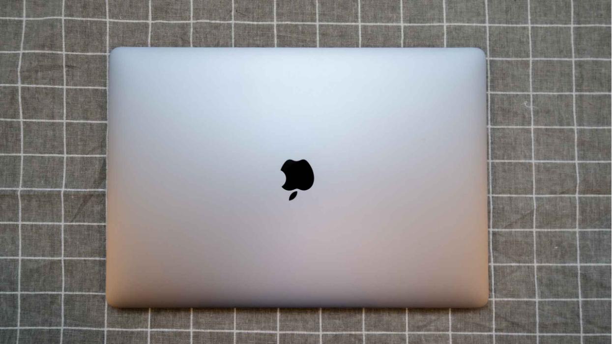 3000多的macbookpro16gb,3千多的苹果macbookpro16寸