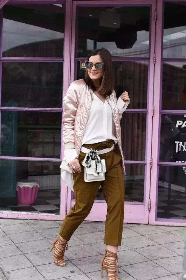 男士时尚腰包最新款,潮流时尚多功能腰包