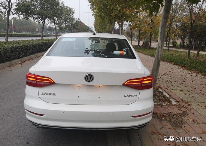 德系车朗逸性价比如何,德系家轿销量王大众朗逸