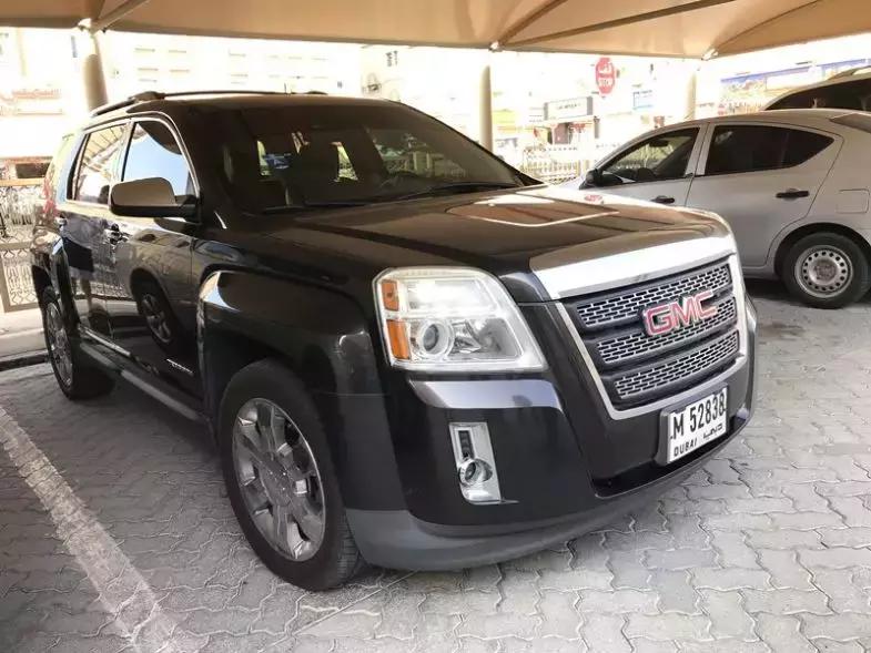 没想到迪拜跟我们一样，满街跑的也是这些车