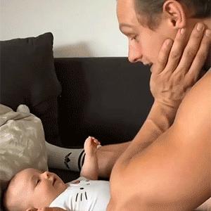 90后奶爸搞怪哄娃,肌肉奶爸带娃路人反应